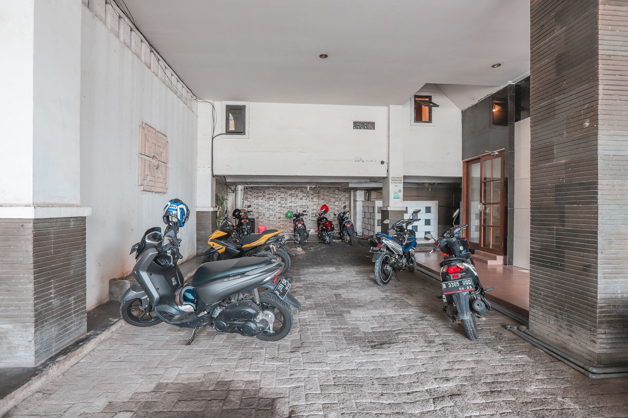 Oyo 467 Penthouse Hotel Jakarta